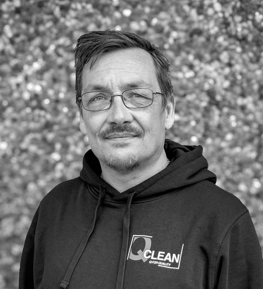 Q-clean - Sort-hvid-4 (1)