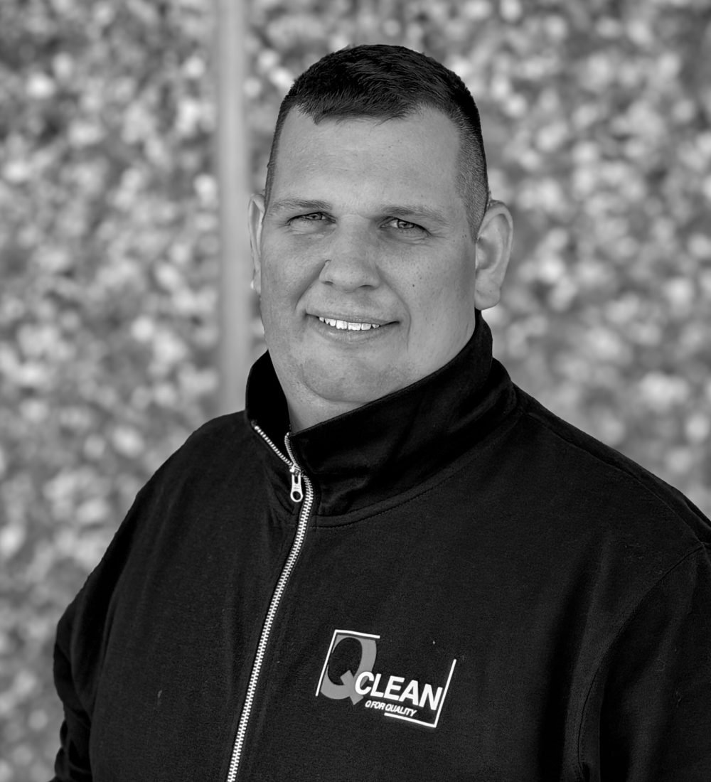 Q-clean - Sort-hvid-5 (1)